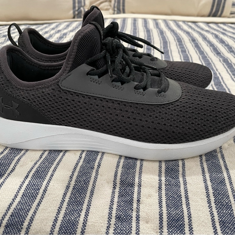 Under Armour women’s tennis shoes